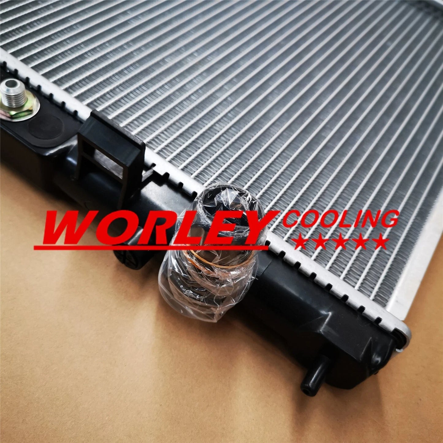 400mm Radiator for Nissan Maxima J31 3.5L (2003-2009)