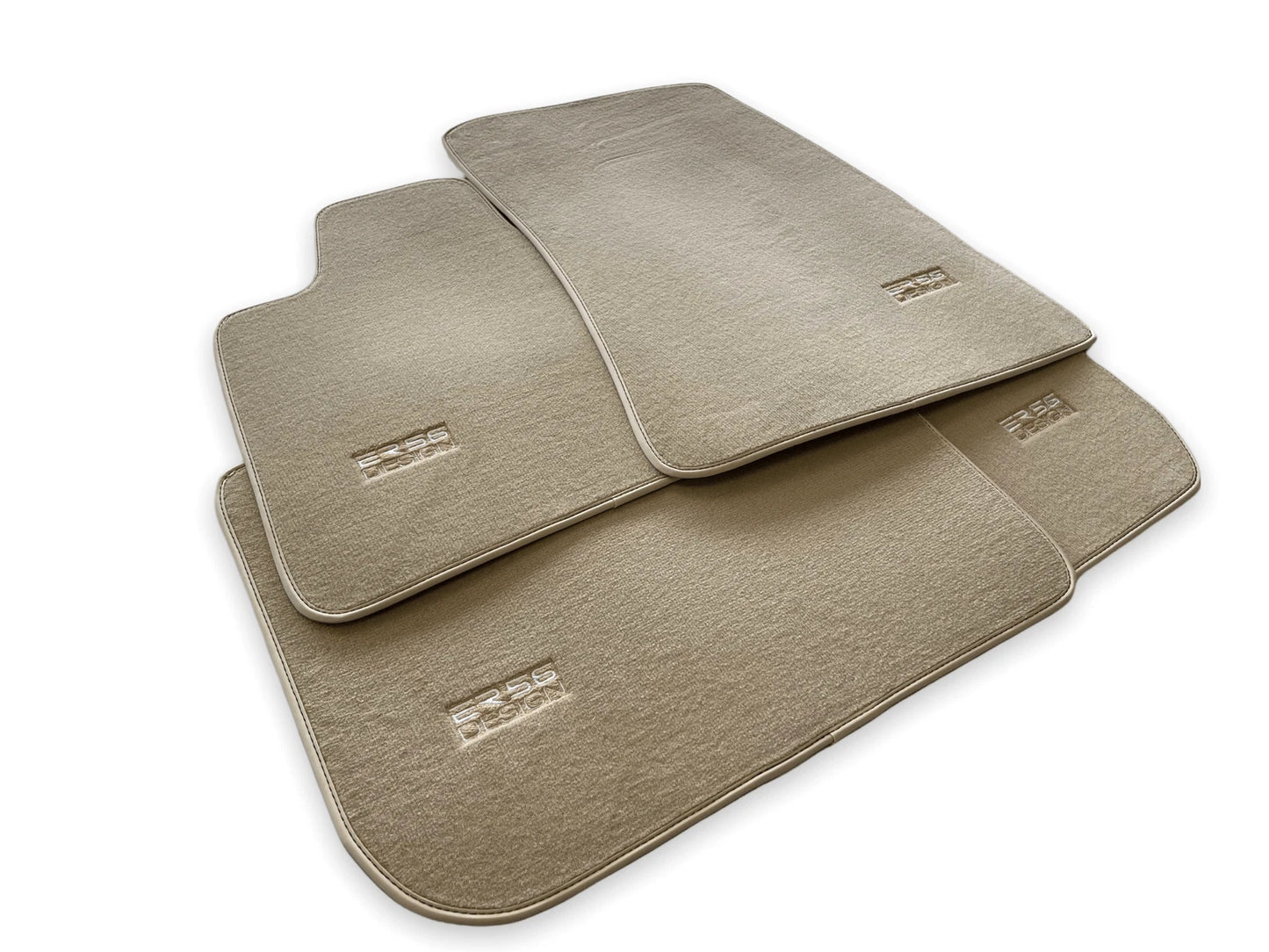 Beige Floor Mats for BMW X7 Series G07 with /// Rovbut Logo