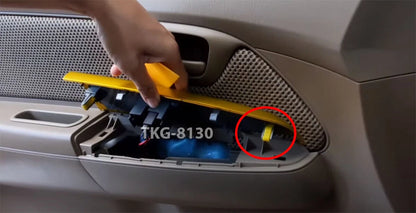 10 x Clips for Lock Radio Console for Toyota Fortuner (2005-2019)