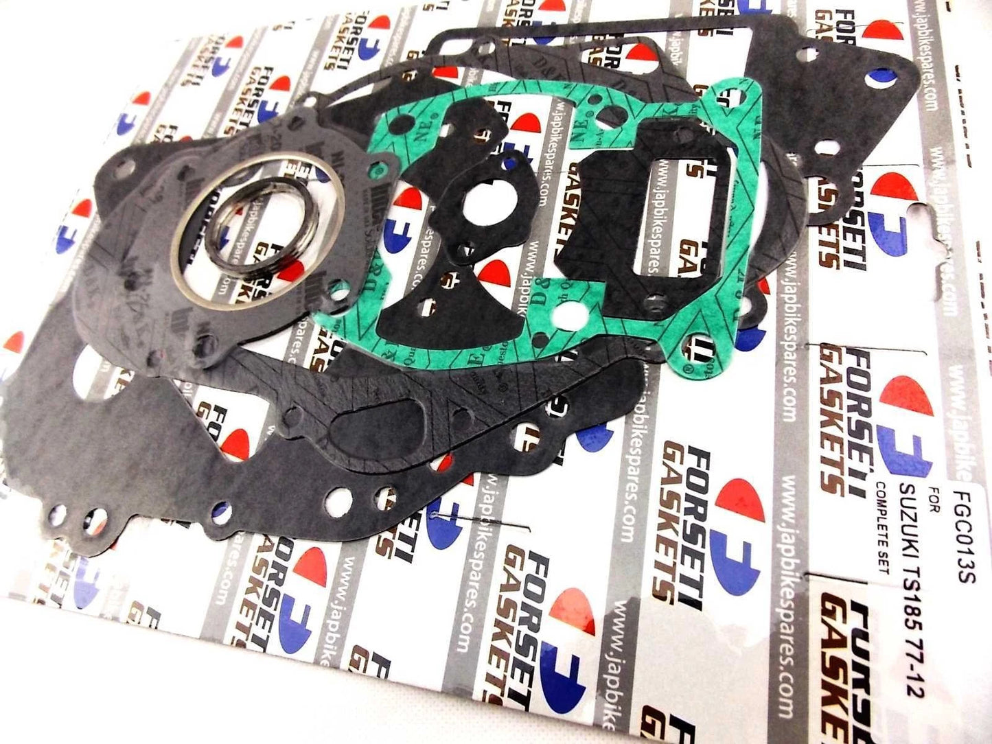 Complete Engine Gasket Set for Suzuki DS185 (1978-1980)