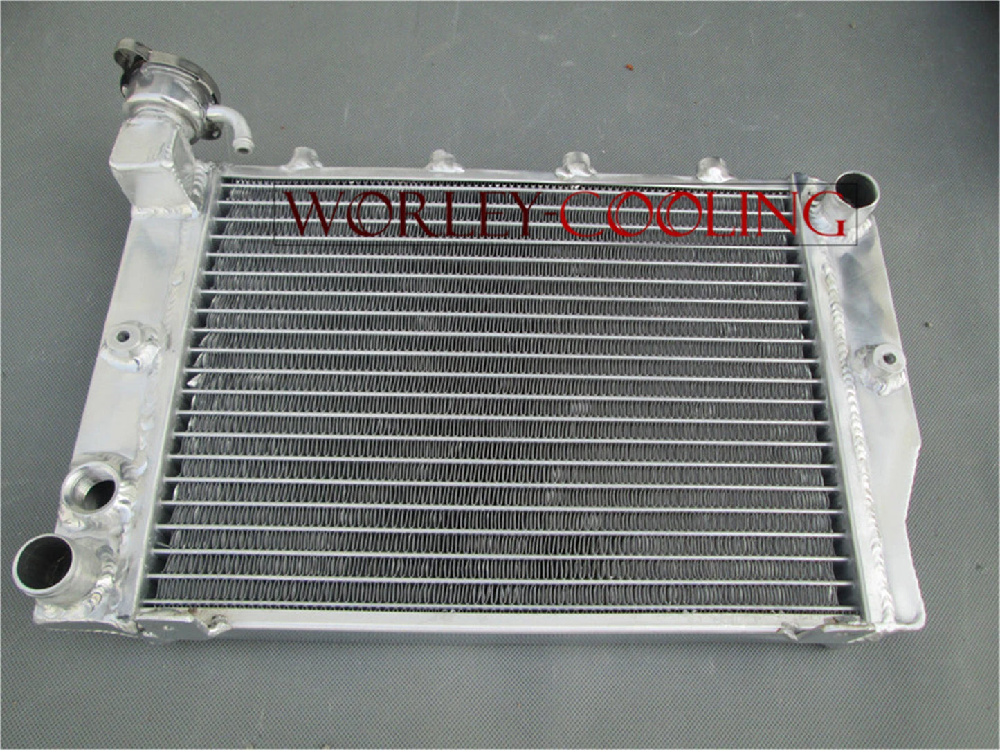 3ROW Aluminum Radiator for Honda VF750 VF750C V45 Magna (1982-1983)