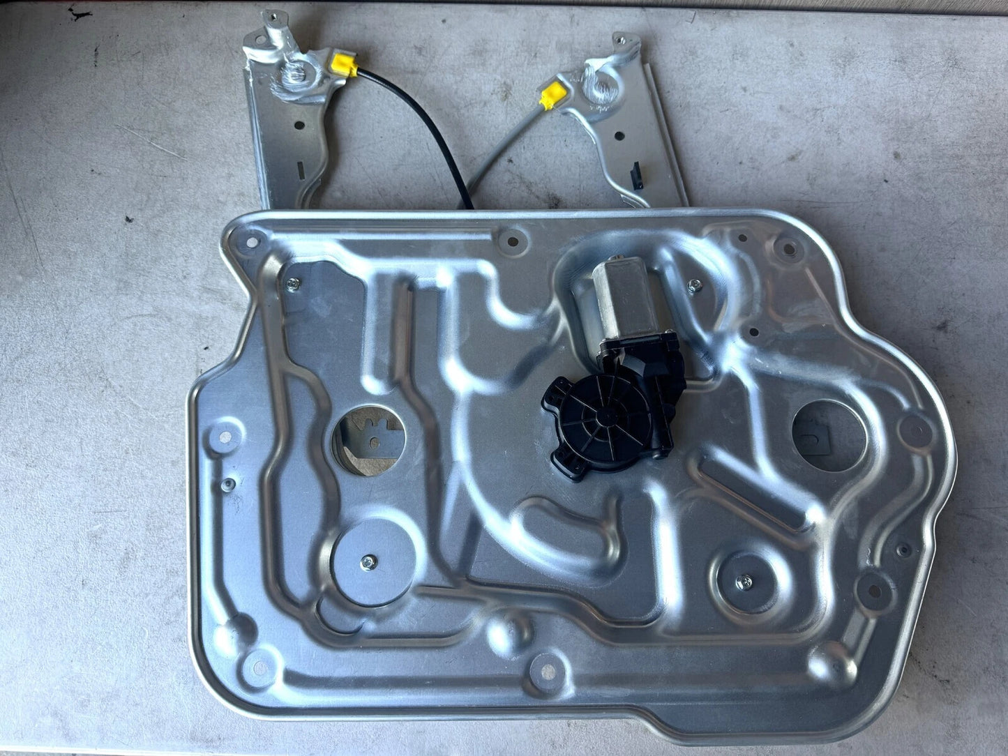 Front Left Window Regulator with Panel & Motor for Nissan Qashqai Dualis (2007-2013)