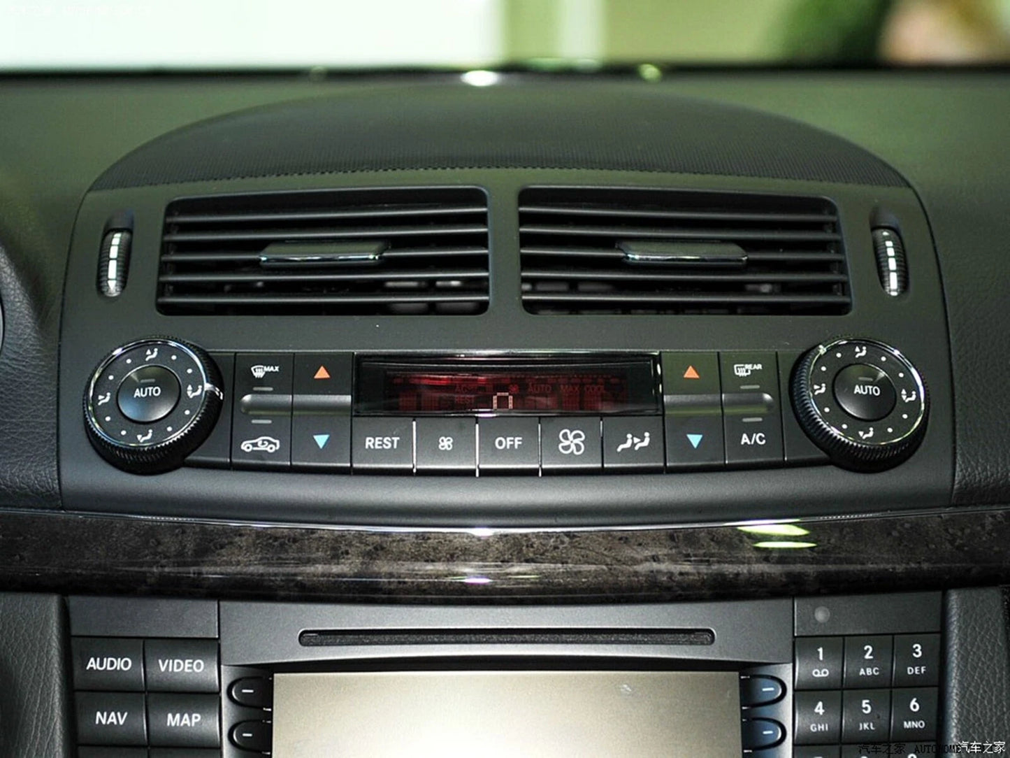 A/C Air Vent Grille Panel for Benz E Class W211 (2003-2008) Dark Yellow
