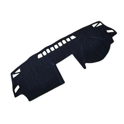 Non-Slip Dashmat Cover for Nissan Dualis J10 (2007-2013)