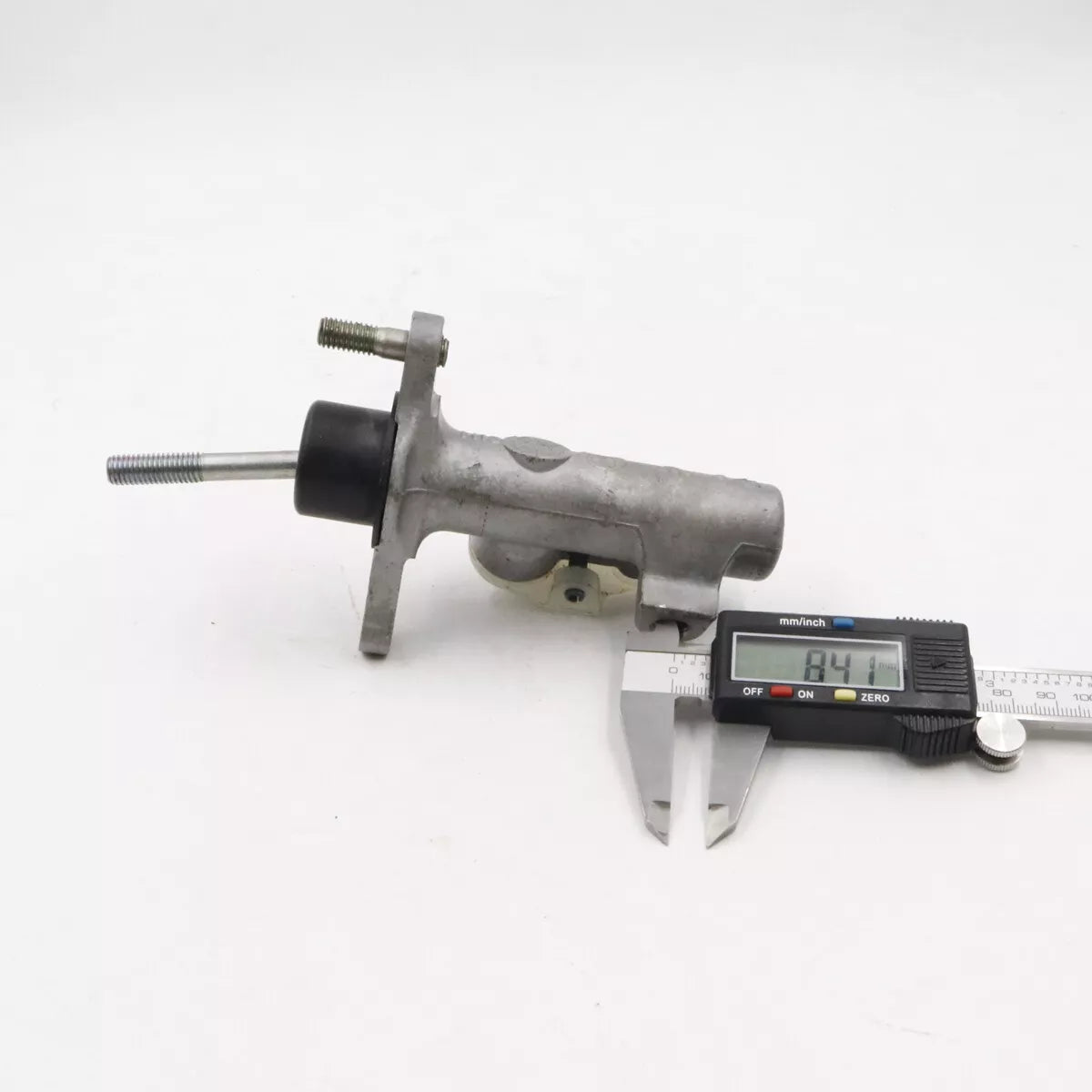 5/8 Clutch Master Cylinder for Toyota 2005-2015