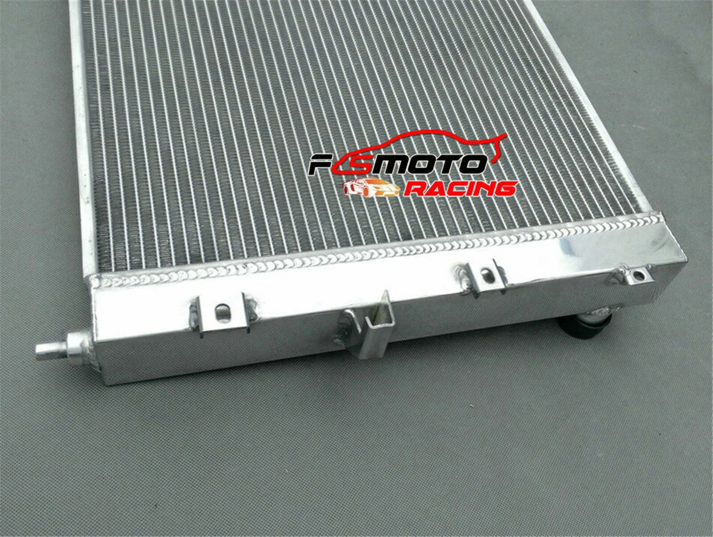 Aluminum Radiator for Land Rover Discovery II V8 4.0 4.6L (1999-2004)