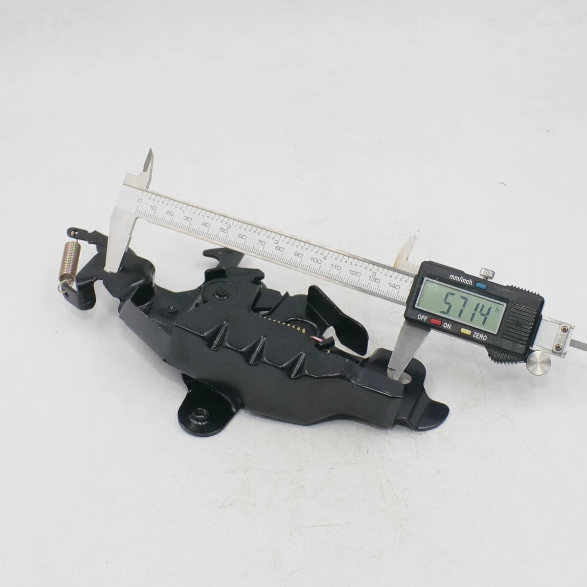 Bonnet  Latch Striker for Toyota Hilux 1988-1997