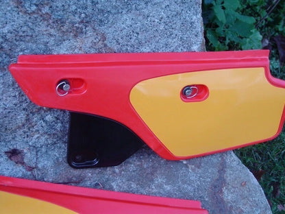Air Nettoyant Côté Plastique Housse dzus Vis for Honda XR