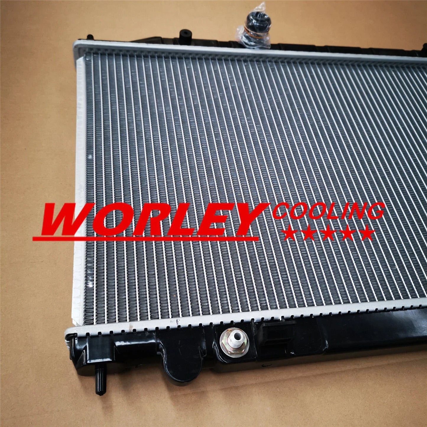 Radiator 400mm for Nissan Maxima J31 (2003-2009)