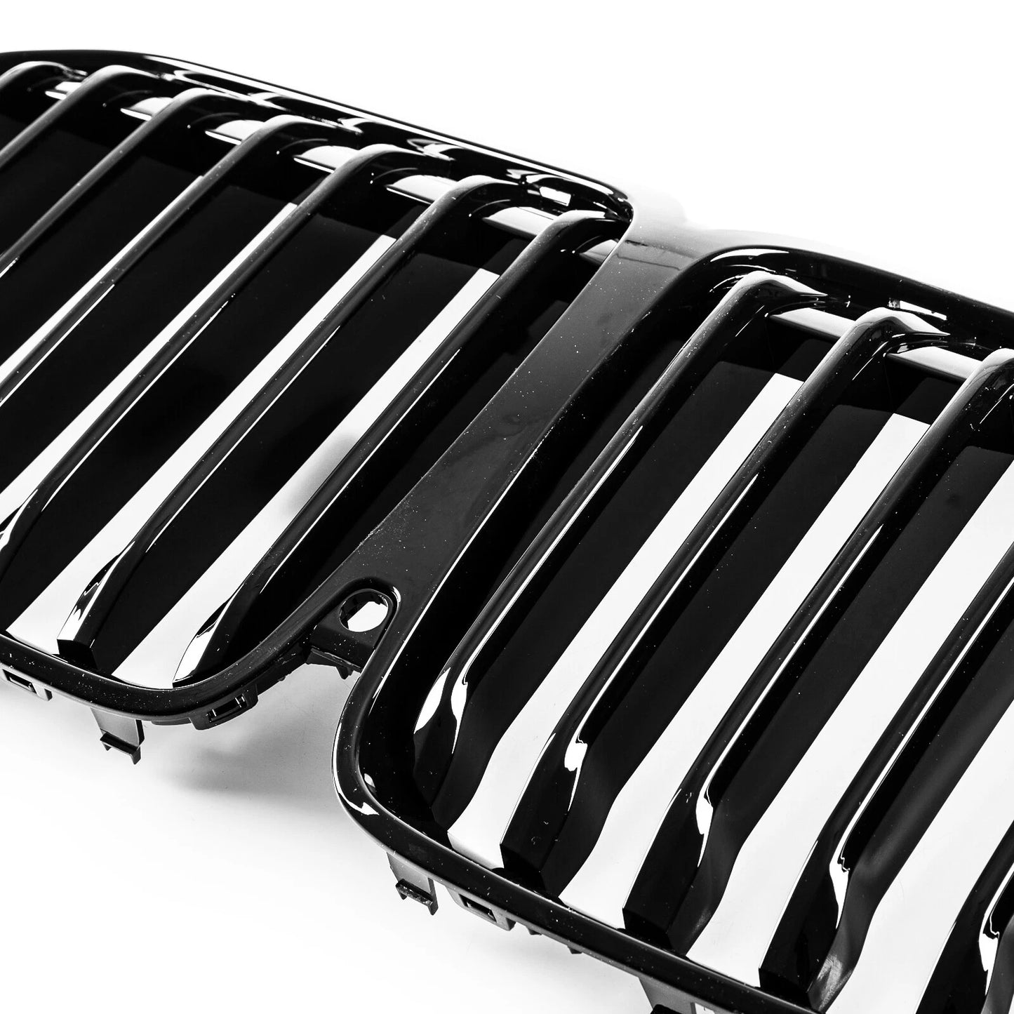 Front Grill W/ Camera Hole for BMW X7 G07 (2019-2023)