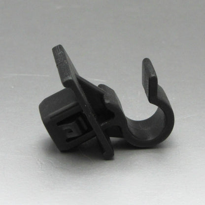 Hood Prop Rod Support Clamp Clip for 6th Gen Toyota Hilux LN167 LN172 LN179