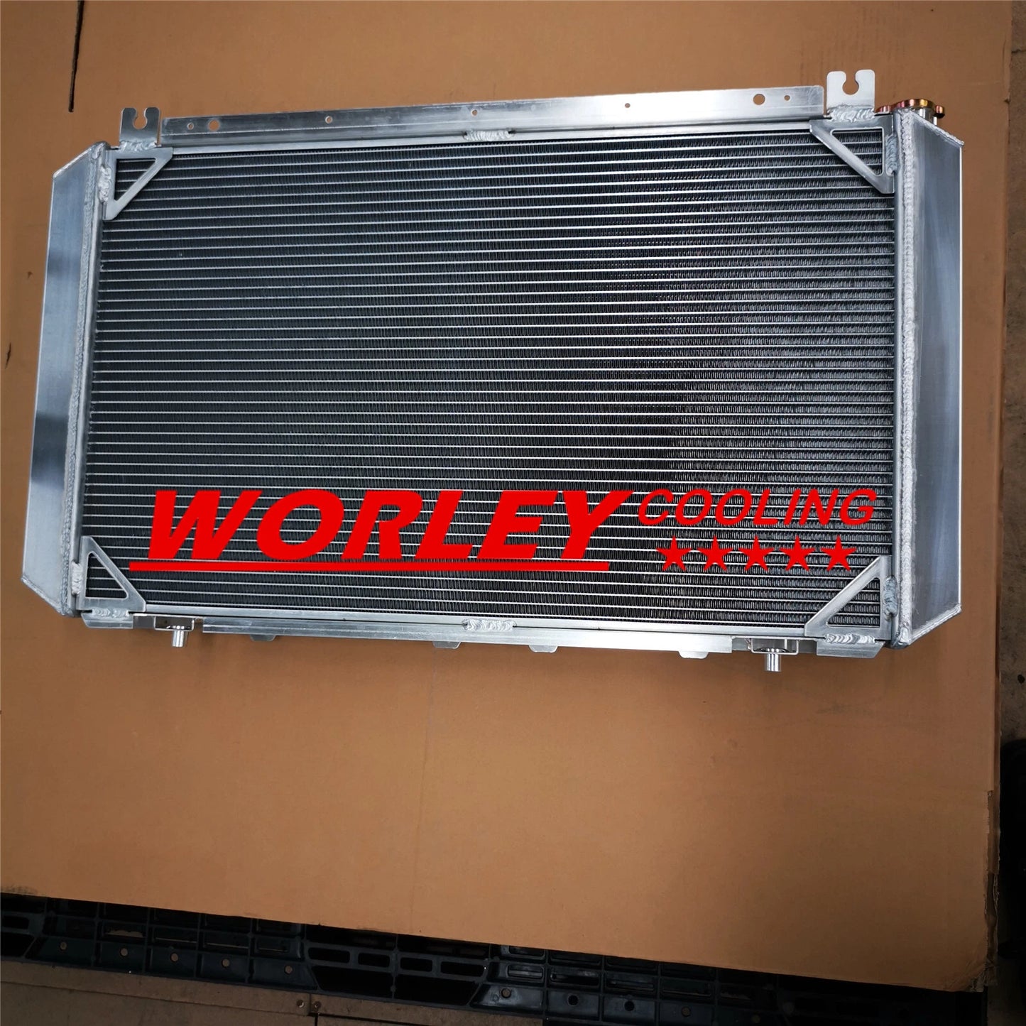 Aluminum Radiator for Nissan Patrol Y60 2.8 & 4.2 Diesel, 3L Petrol (1987-1997)