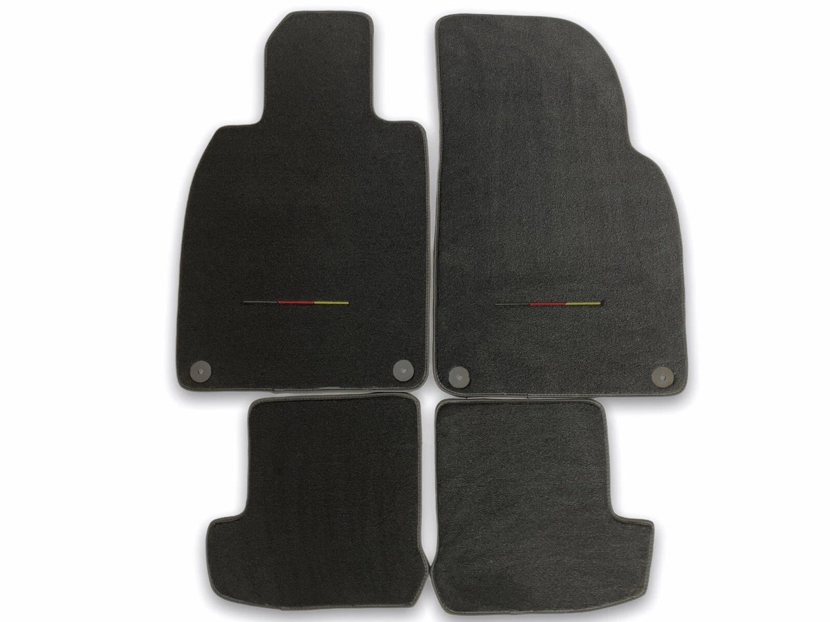 Floor Mats for Audi A4 B6 2-Door Convertible 2002-2006 - Carpet AutoWin