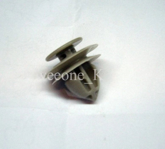 10 x Door Panel Clips for Ford Mazda (2000-2005)