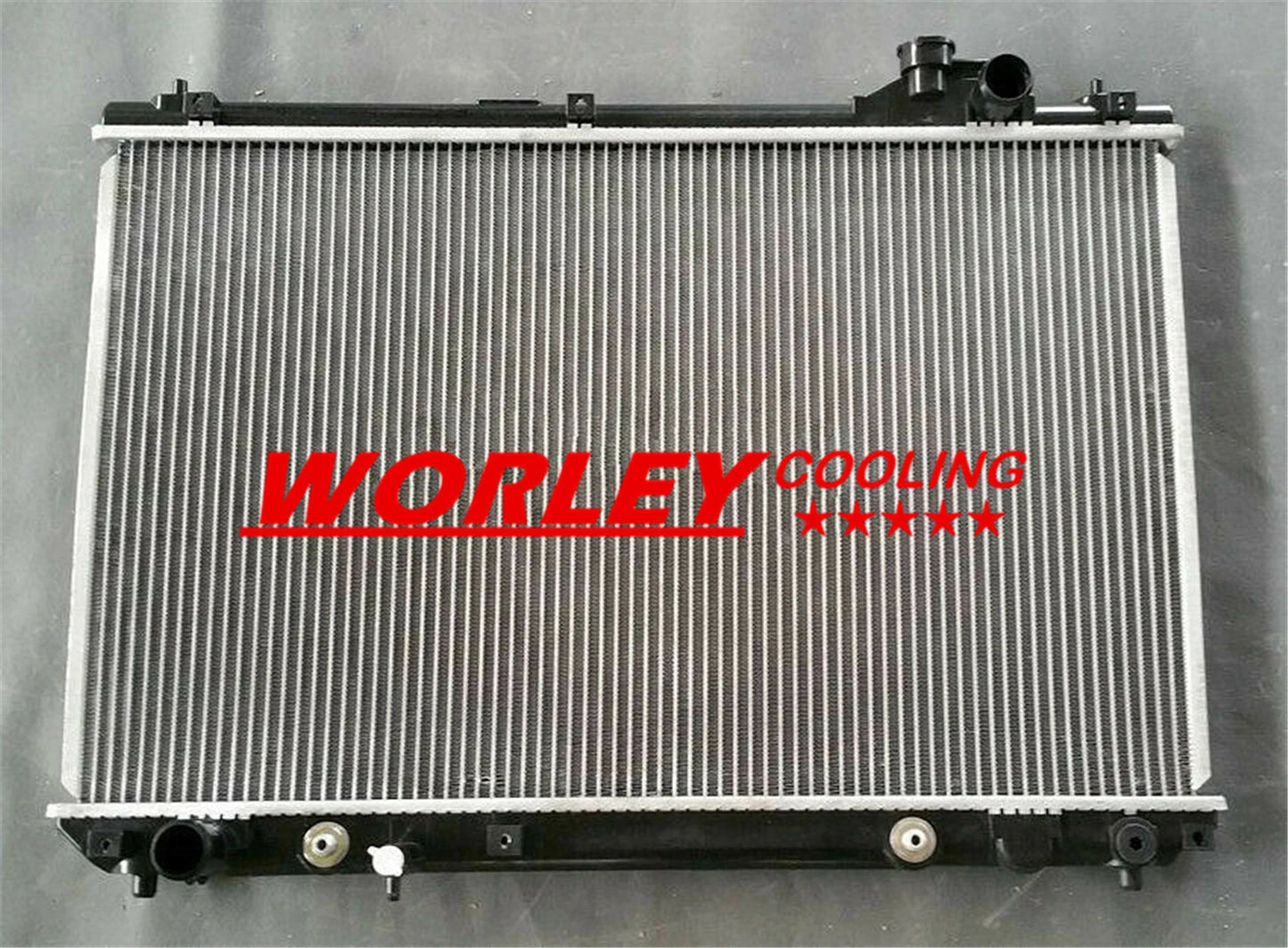 Radiator for Toyota Kluger 4WD MCU28 2003-2007 3.3L V6 (2003-2007)