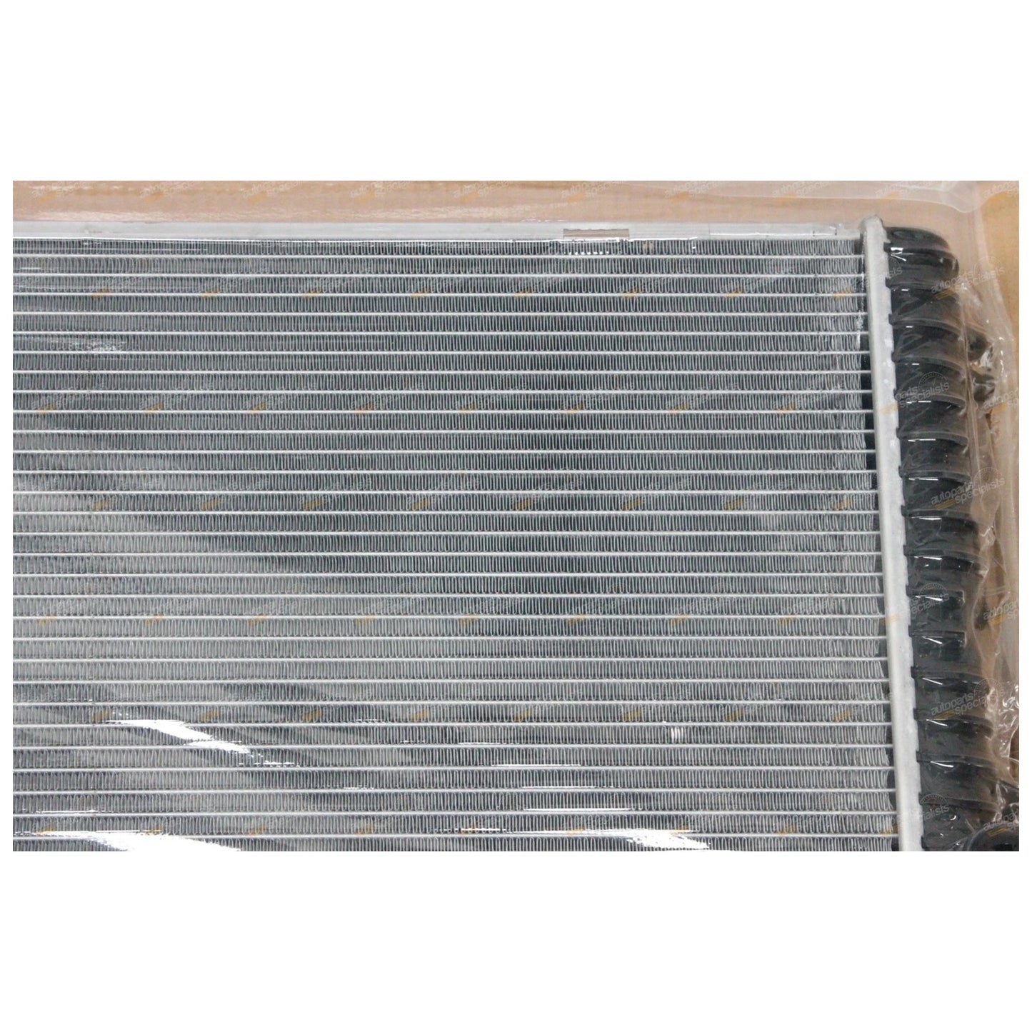 Alloy 4.0L V8 Radiator for Land Rover Discovery Series 2 (1999-2002)