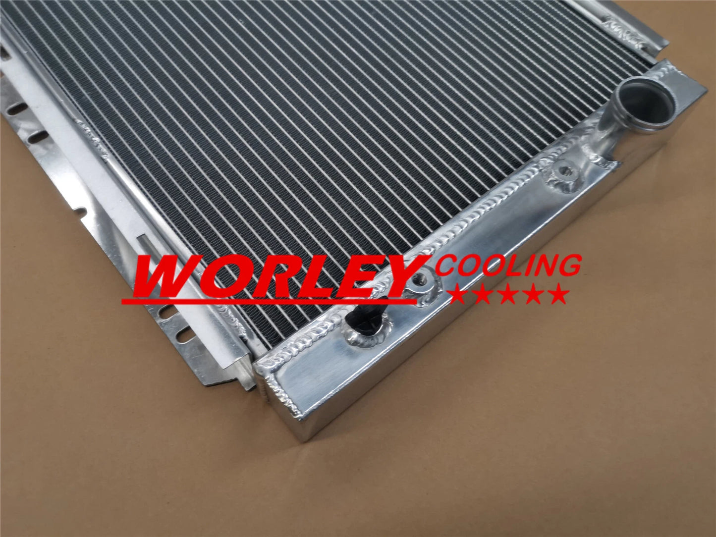 3 Row Aluminum Radiator for Ford Mustang Falcon Comet 3.3 L6 4.3 4.7 V8 (1963-1965)