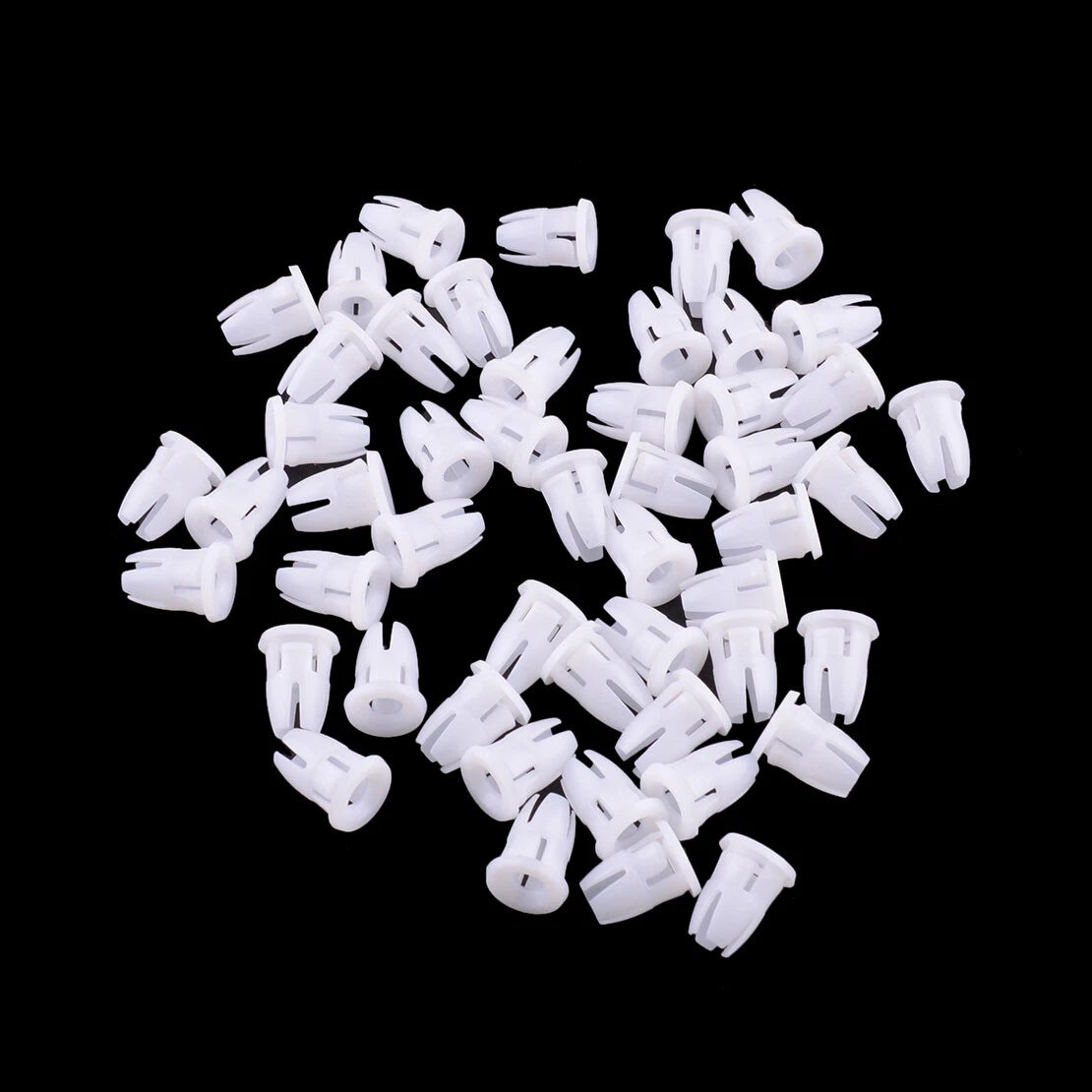 50 x Grommet Clips Body Side Moulding Retainers for Mercedes Benz