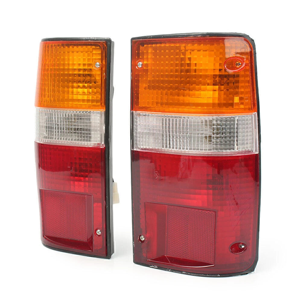 Car Rear Taillight Lamp for Toyota Hilux Pickup LN50 RN50 (1989-1995)