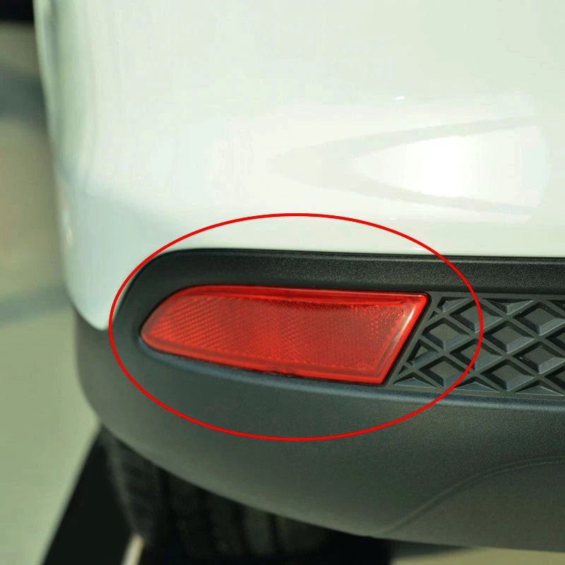 Left Bumper Reflector for Ford Focus 2012-2015 (2012-2015)