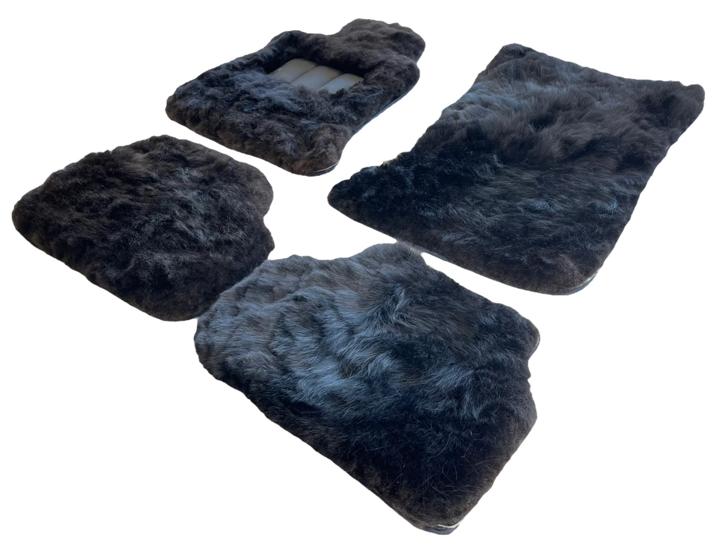 Genuine Lambswool Floor Mats for Rolls Royce Cullinan (2019-2022)