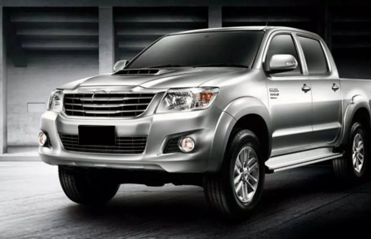 Sun Visor Windshield Air Guard for 4 Door Toyota Hilux (2012-2014)