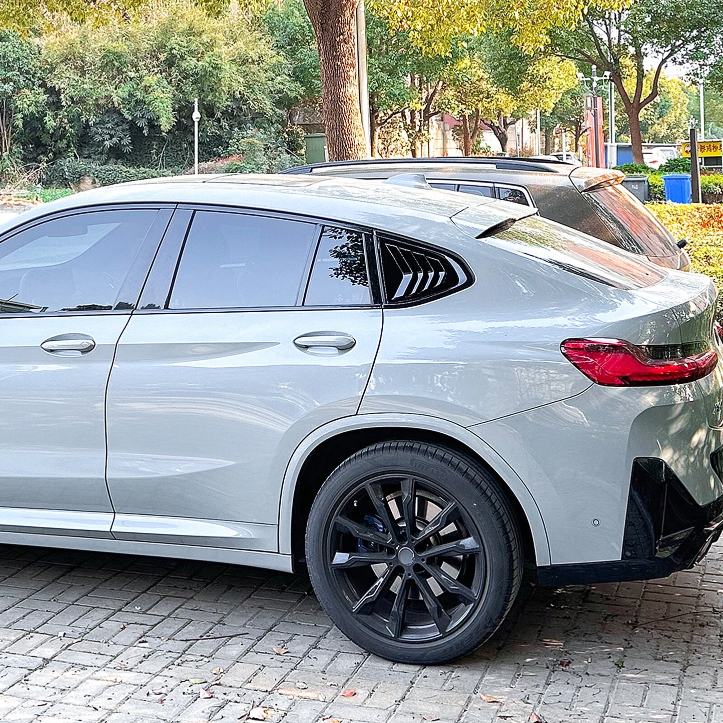 Gloss Black Rear Window Louvers for BMW X4 G02 (2018-2024)