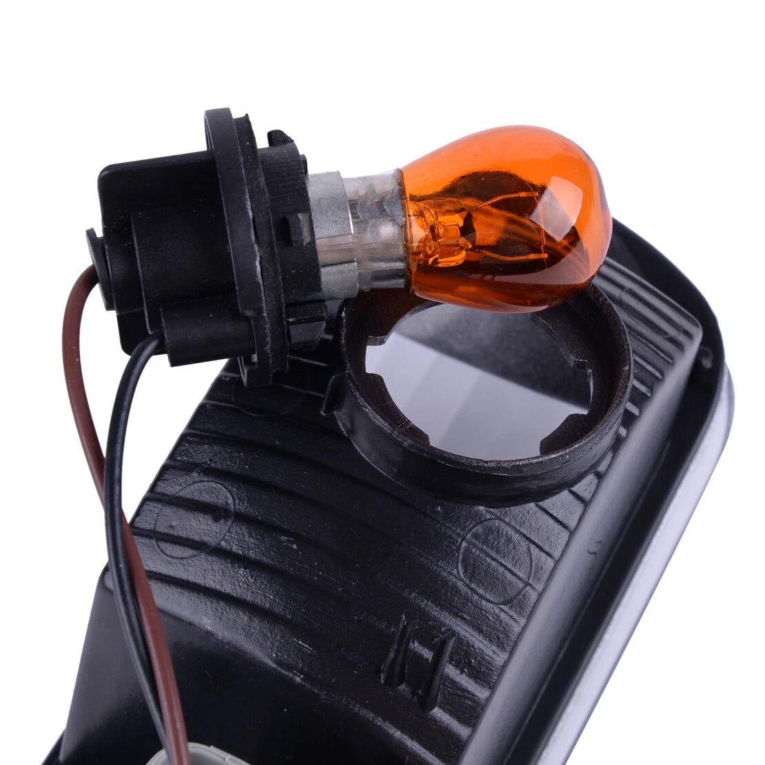 Rear Left Fog Light for Mitsubishi Pajero Montero Shogun (2003-2006)