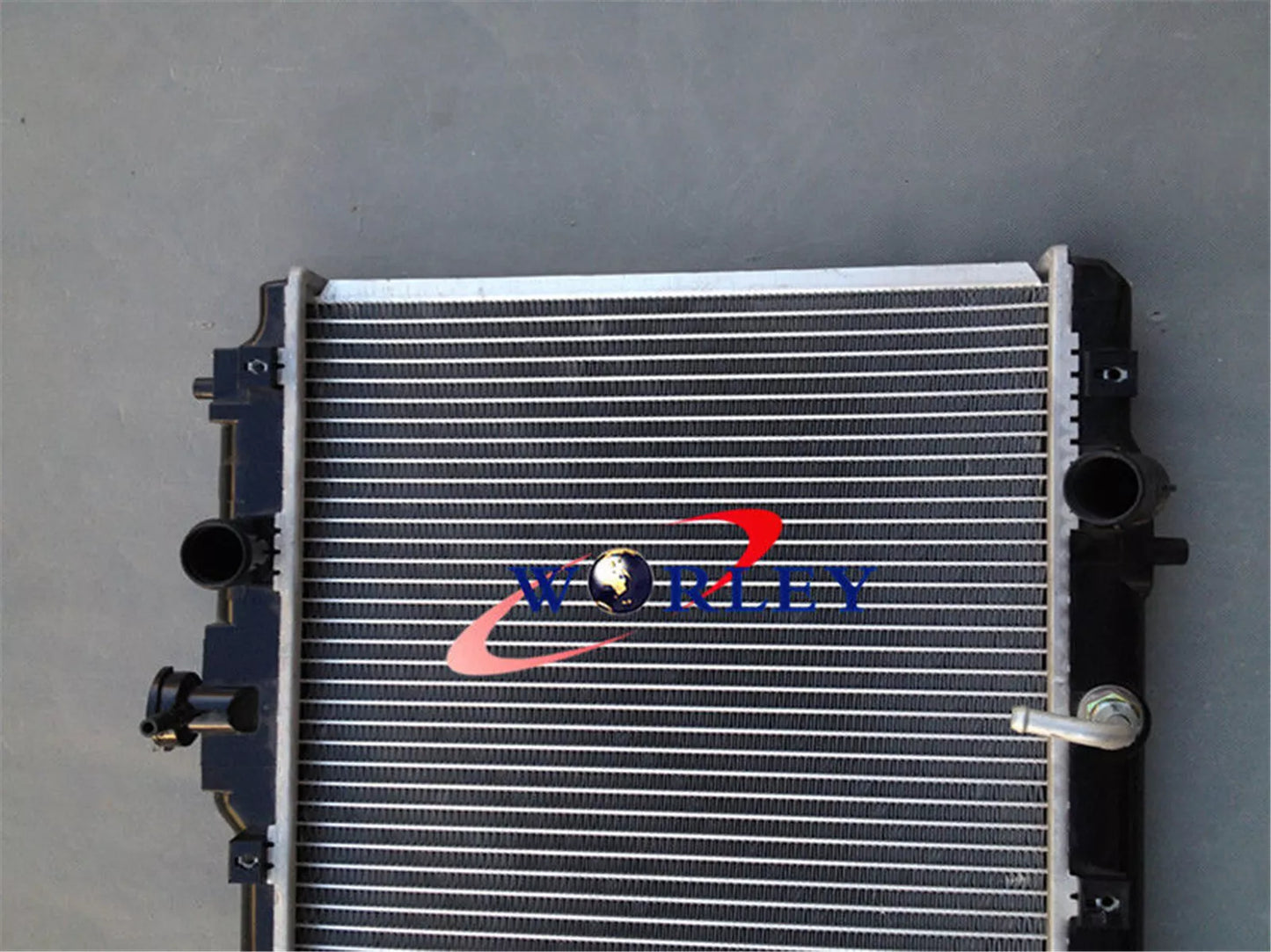 Radiator for Honda CR-V 2.0L L4 (1997-2001)