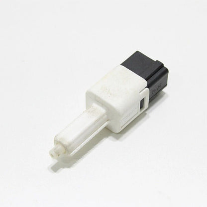 Front Brake Light Stop Lamp Switch for Nissan F85CS23