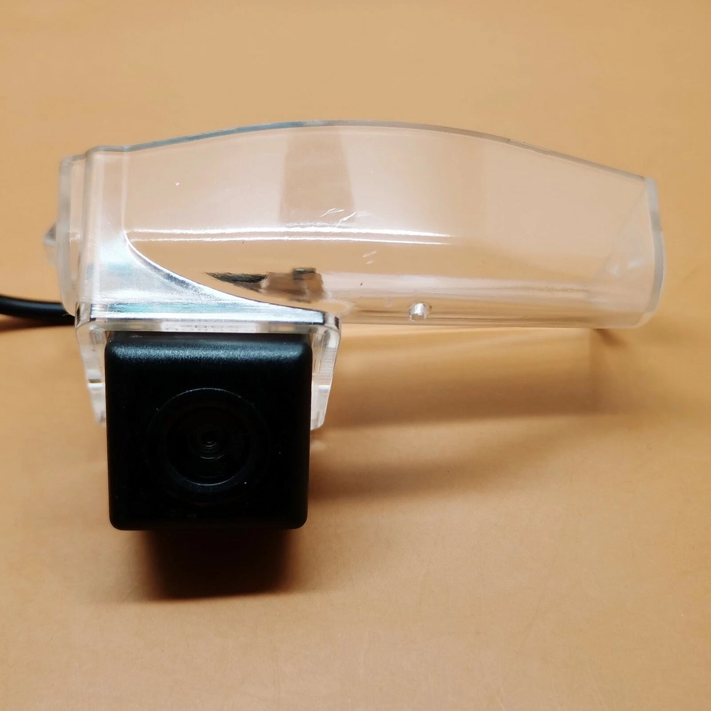 Car / Rear View Backup Camera / Mazda 2 (2007–2015)