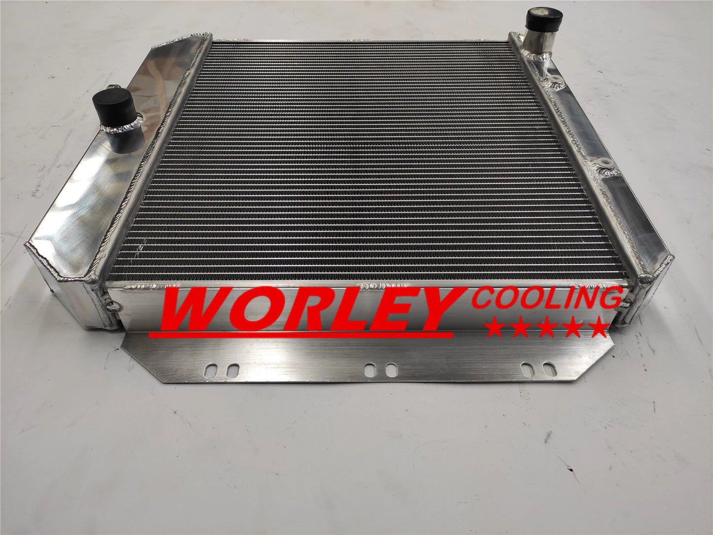 3 Row Aluminum Radiator for Chevy GM Pickup Truck (1960-1962)