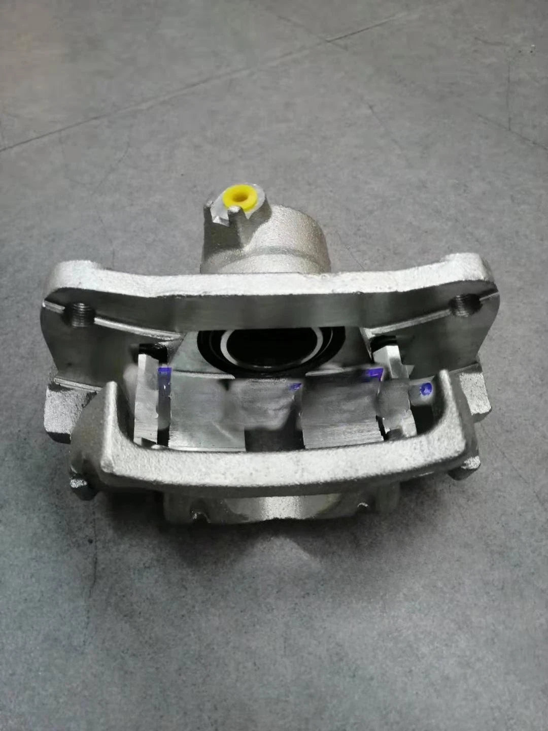 Rear Brake Calipers with Bracket for Toyota 4Runner (2007–2009)