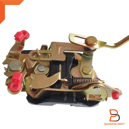 Right RH Front Door Lock Latch for Toyota Hilux 4Runner (88-96)