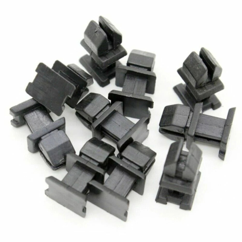 30 x Retainer Clips Tight Fit