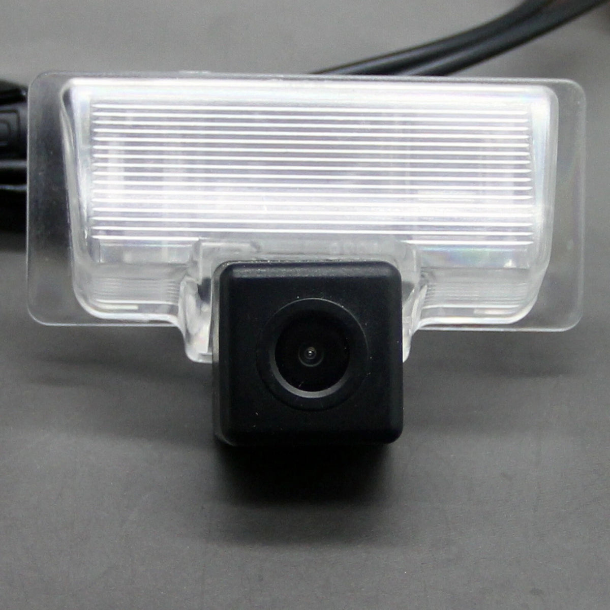 Car Rear View Backup Camera Infiniti QX56 QX80 (2016–2019)