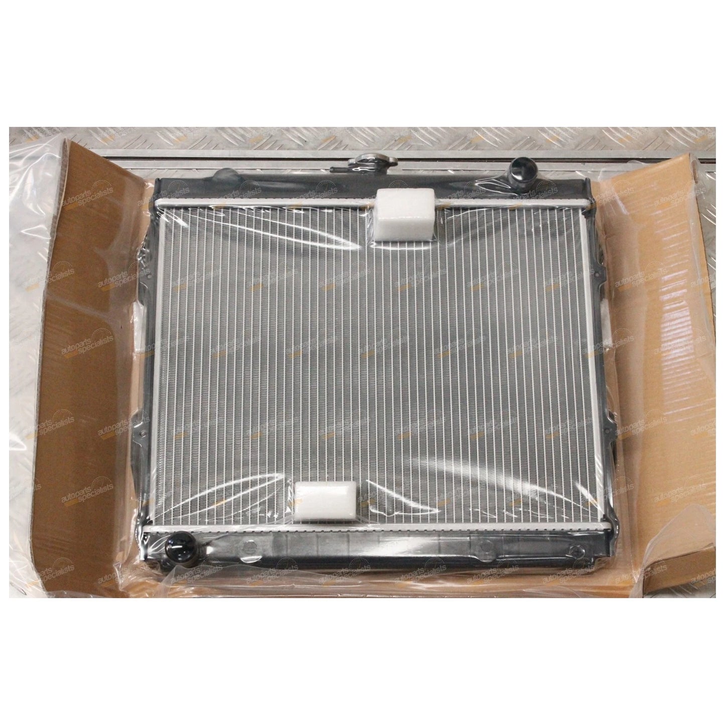 Alloy Core Radiator for Toyota Hilux (1983–1989)