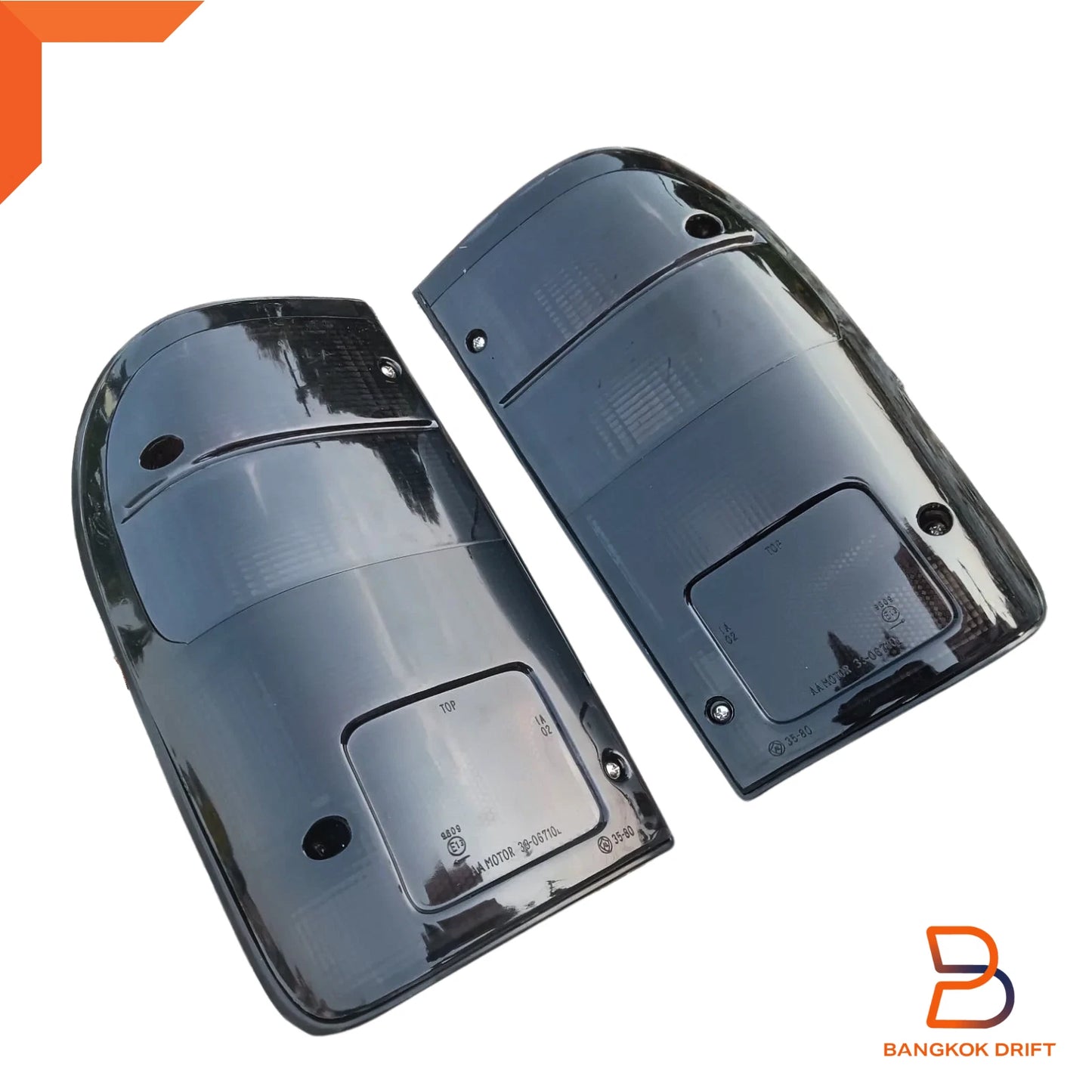 Smoke Lens Tail Lights Pair for Toyota Hilux 4WD 2WD (1997-2004)