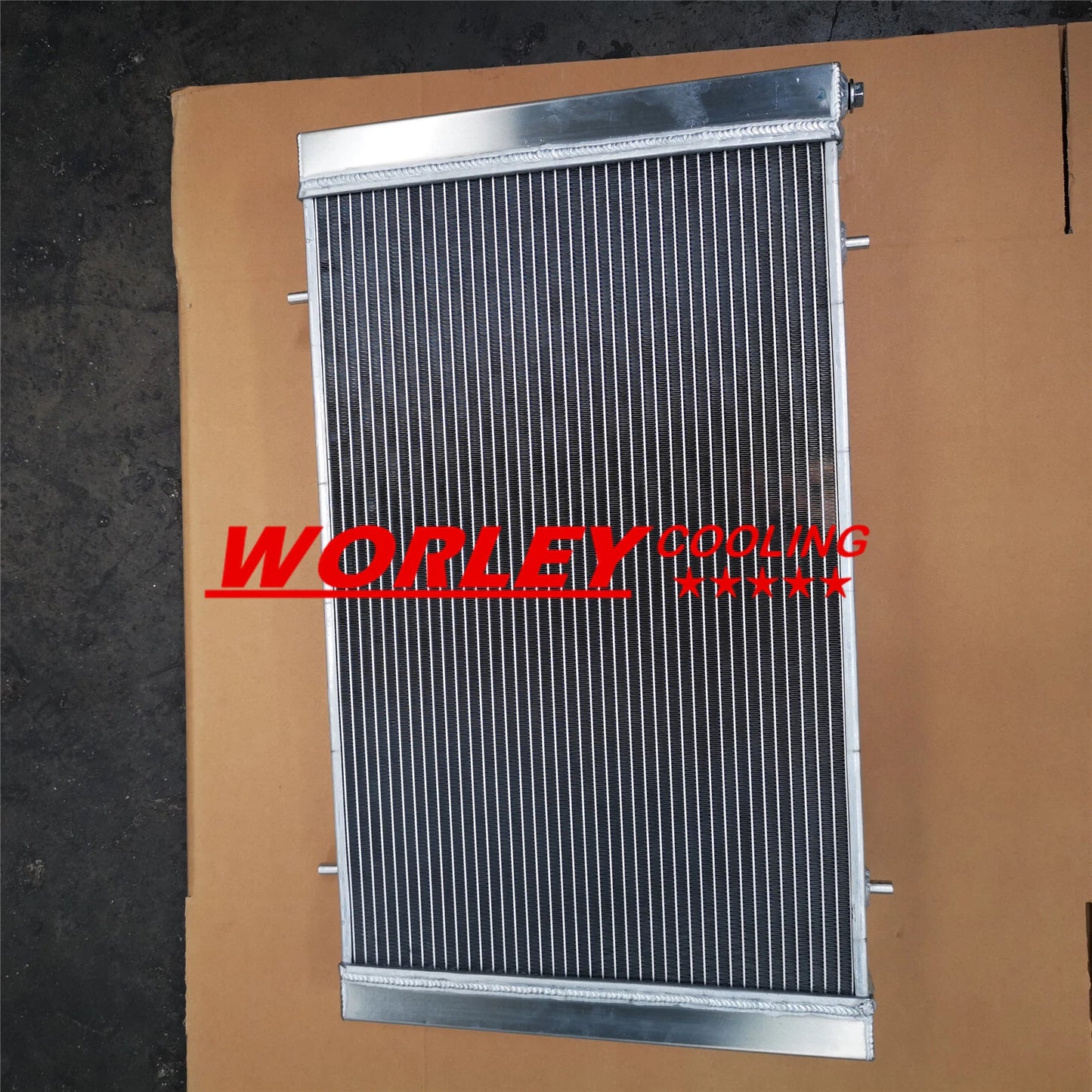 Aluminum Radiator for Land Rover Defender 90/110 H/Duty 2.3D/2.5D/3.5 V8 (1983-2016)