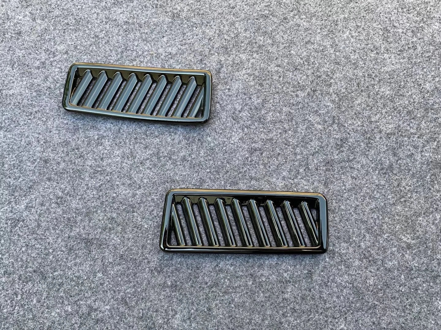 Inner Black Front Air Vent Outlet Cover Trim for Toyota Harrier Venza (2020-2024)