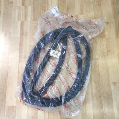 Windshield Rubber Weatherstrip Front Fits Toyota Corona RT60 MARK II 1968-70 D08
