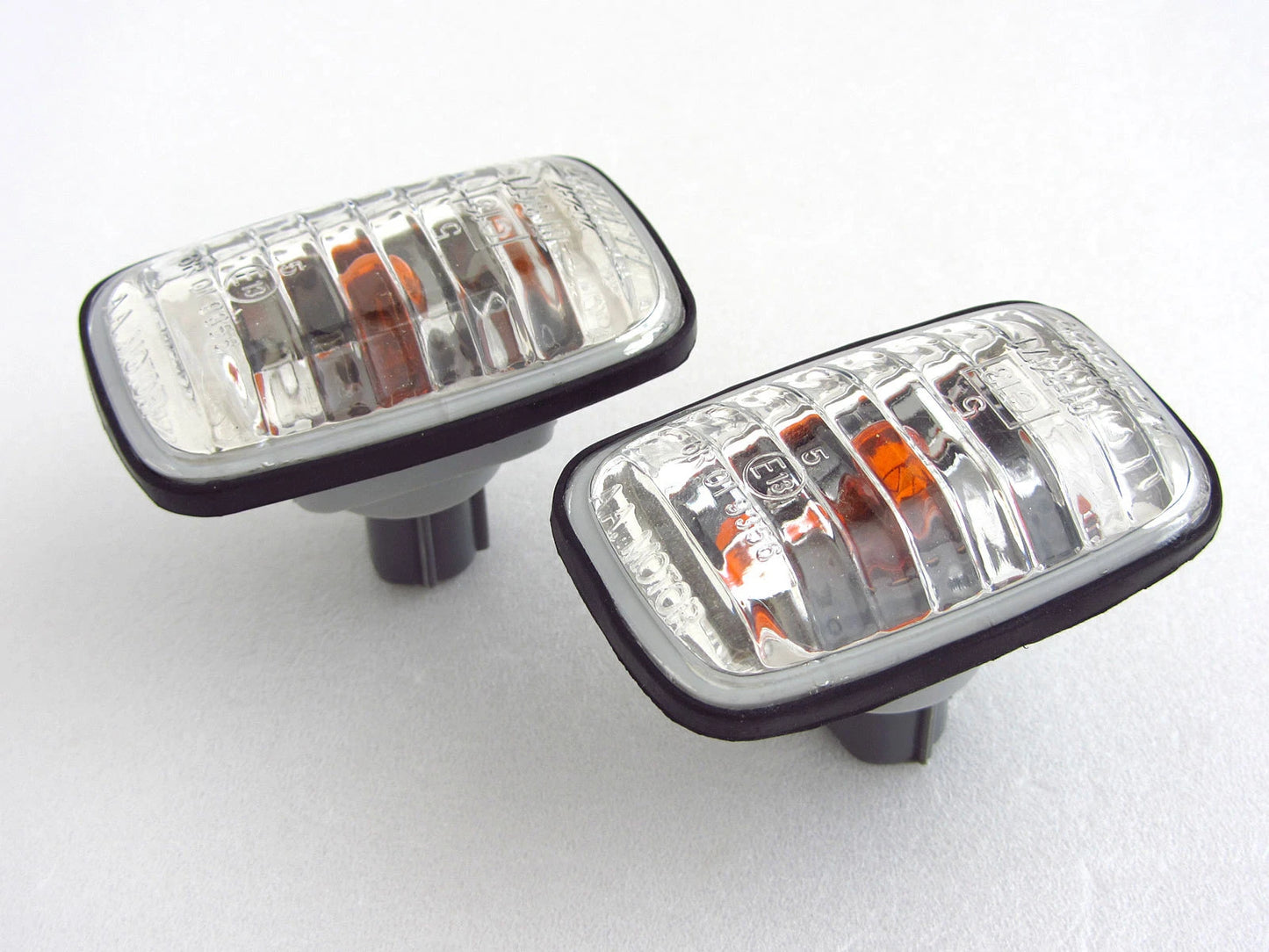 Crystal Fender Guard Repeater Side Turn Signal Light for Toyota Hilux Tiger (1997-2005)