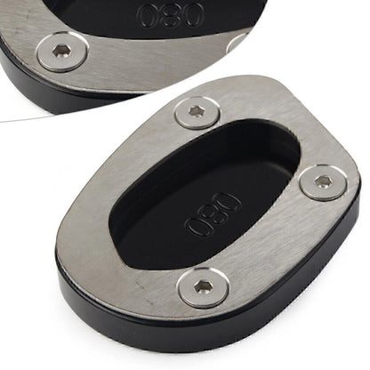 Black Kickstand Enlarger Plate for Triumph Speed Twin 1200 (2019-2021)