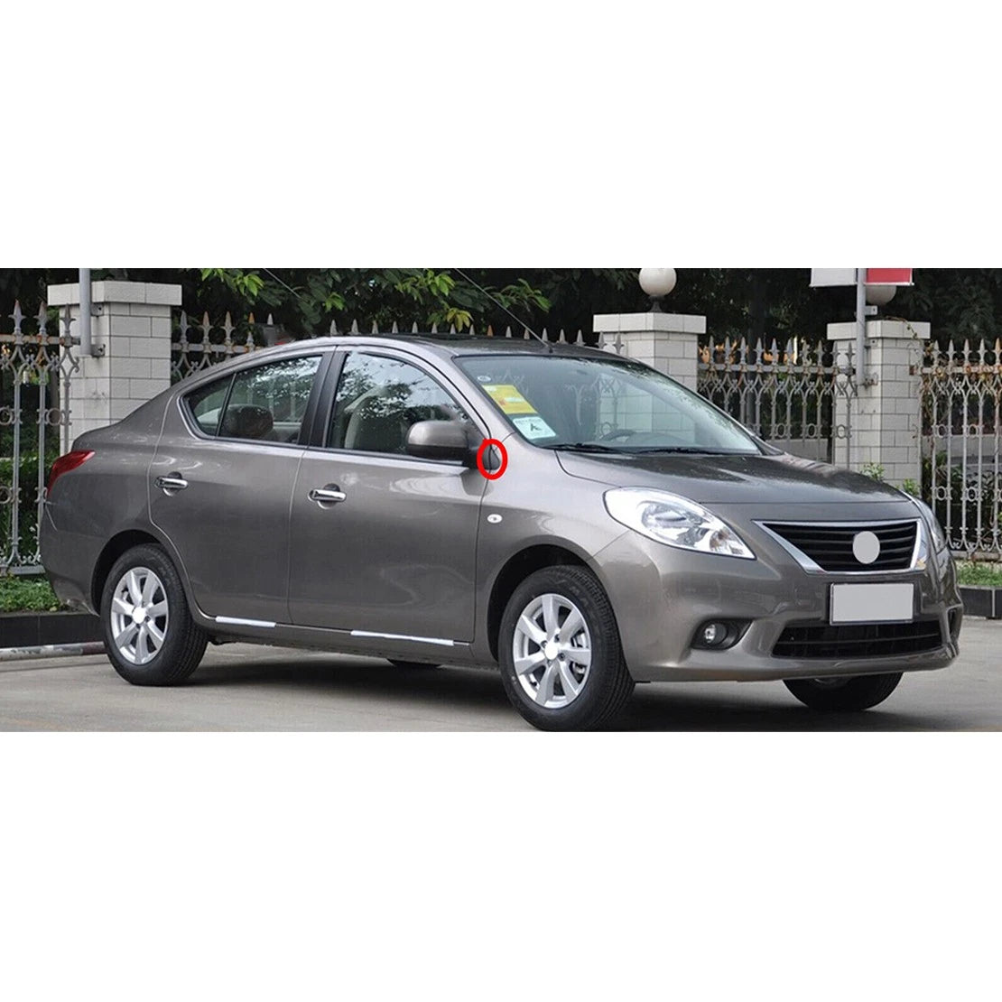 Right Side Fender Corner Window Mirror Trim for Nissan Versa (2012-2014)
