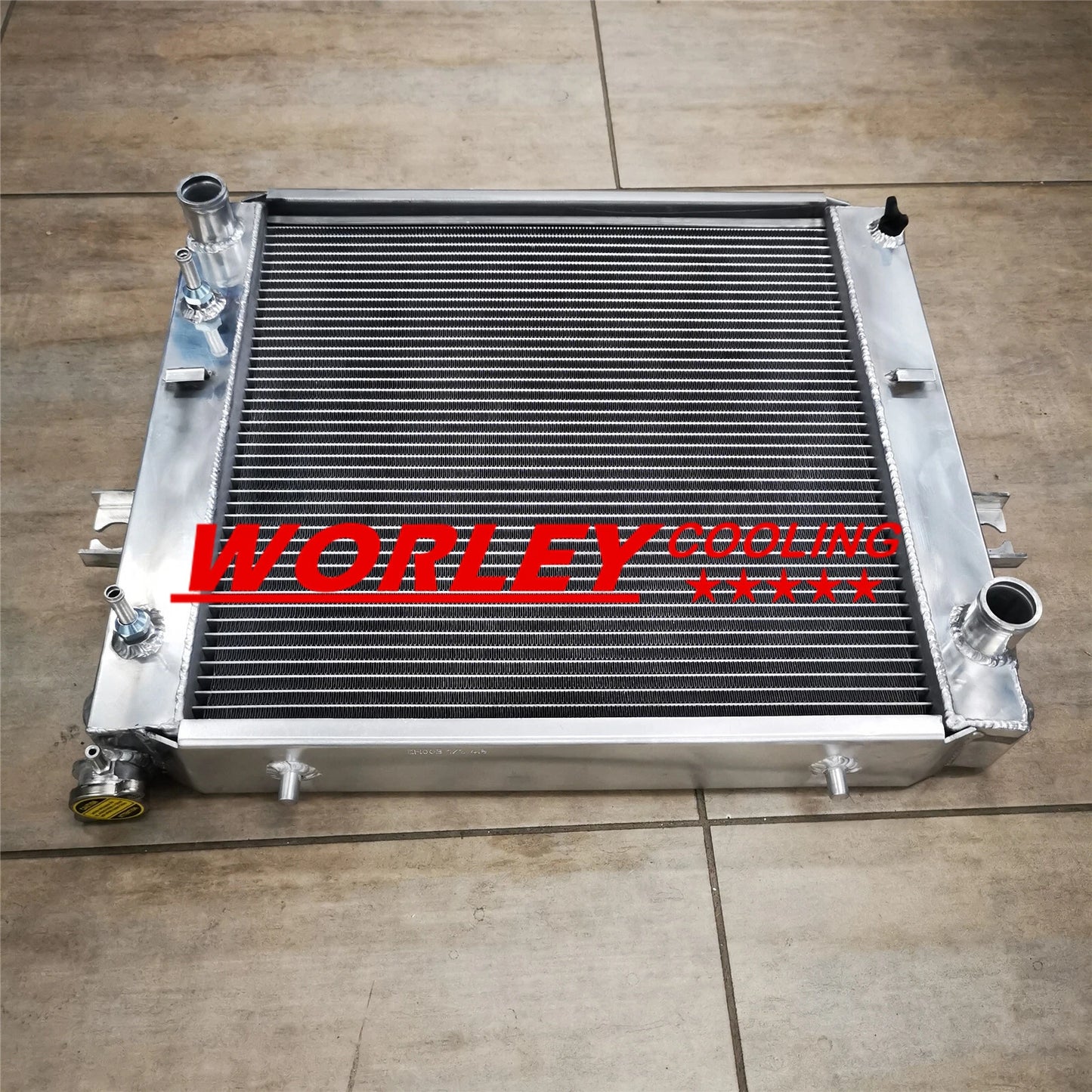 3ROW Aluminum Radiator for Toyota Forklift 6FG25 7FD20-30 (2000-2023)