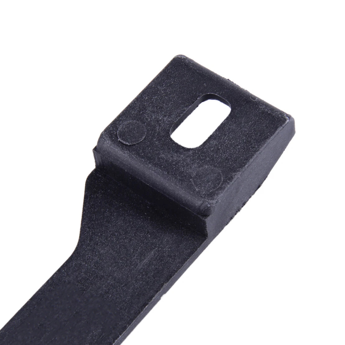 Right Radiator Support Bracket for Mercedes Benz GLA250 GLA45 CLA45 AMG