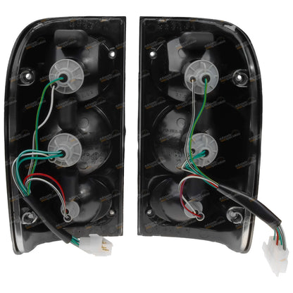 Tail Light / Pair / Tail Light for Hilux LN172R (1997–2001)