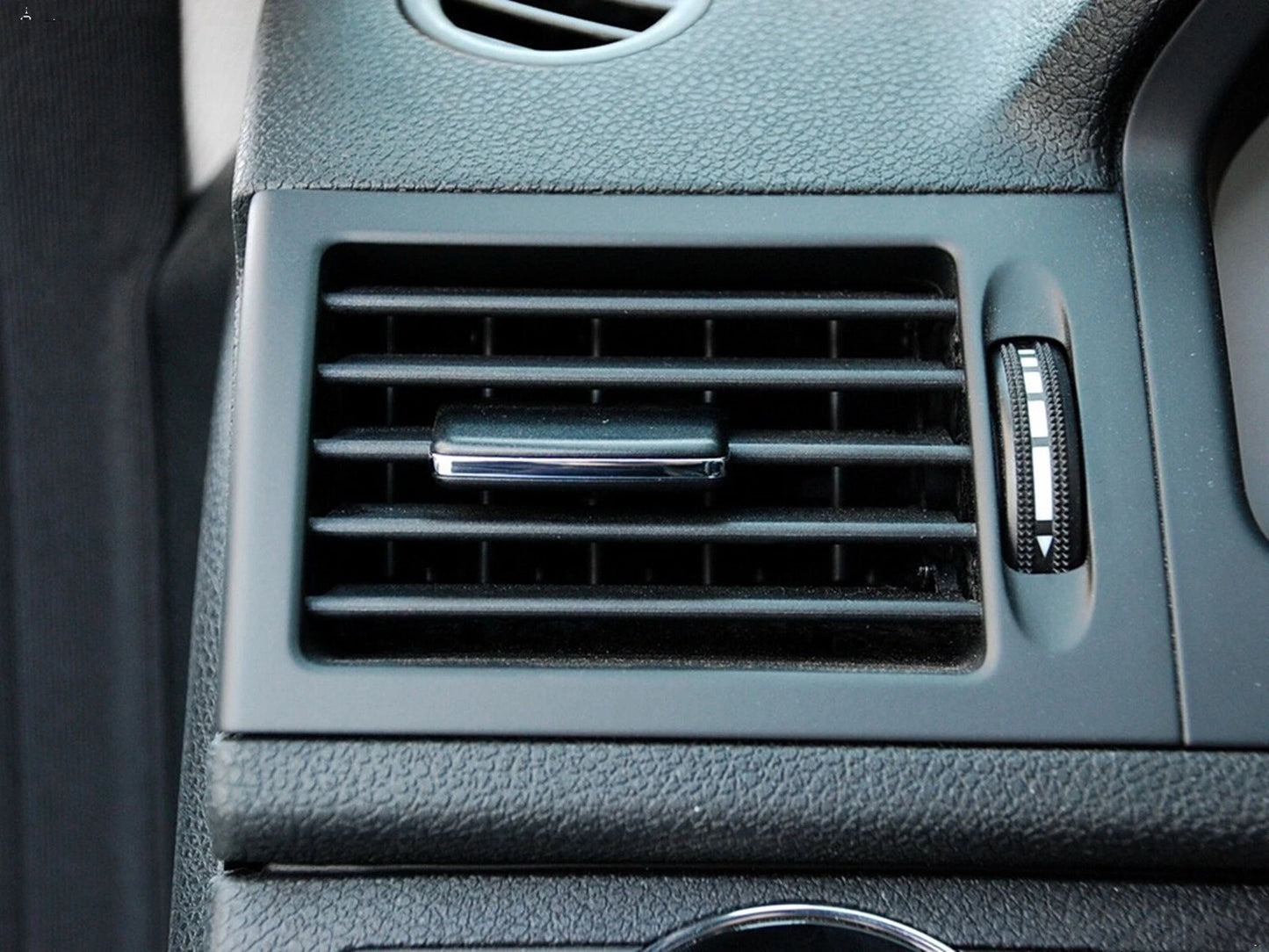 Front Left Air Vent Grille for Mercedes Benz W204 (2007-2011)