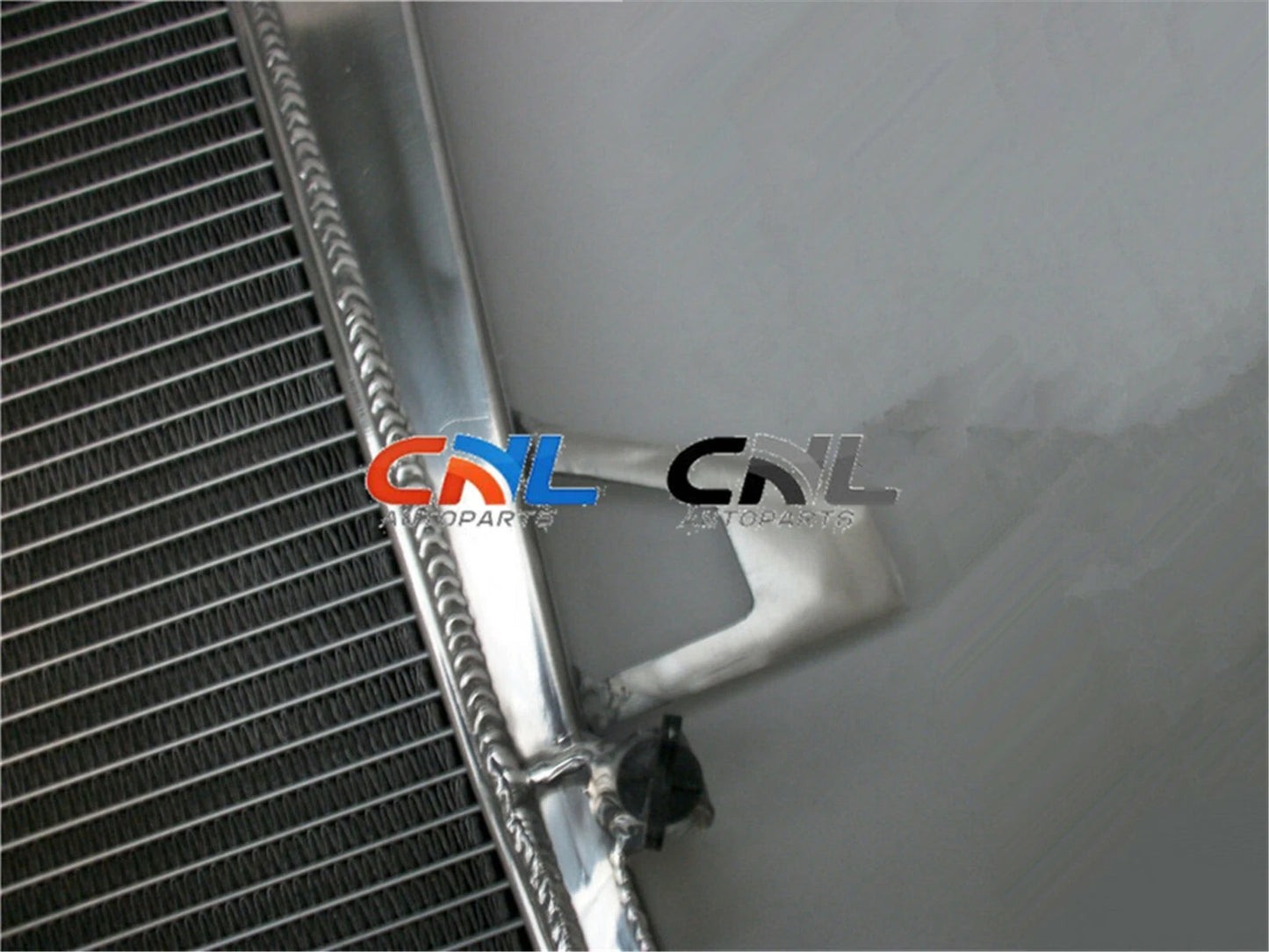 3 Rows Aluminum Radiator for Ford F150 F250 F350 Bronco V8 (1985-1997)