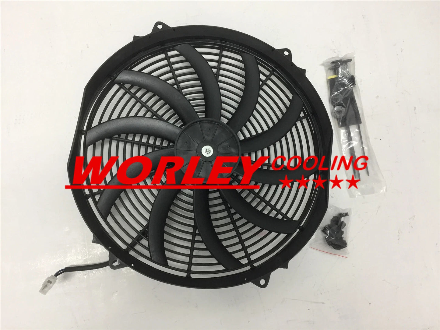 Aluminum Radiator + Fan for BMW E46 M3 330D 328 325 323 320 Ci 318i (1999-2006)